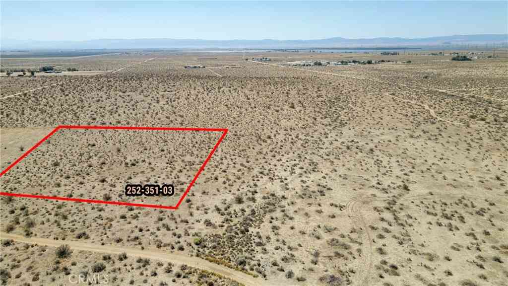 Vacant Land For Sale - Ptn Of Se1/4 Sec18 T9 R13 Excl Of Mr<br/> Rosamond, CA 93560