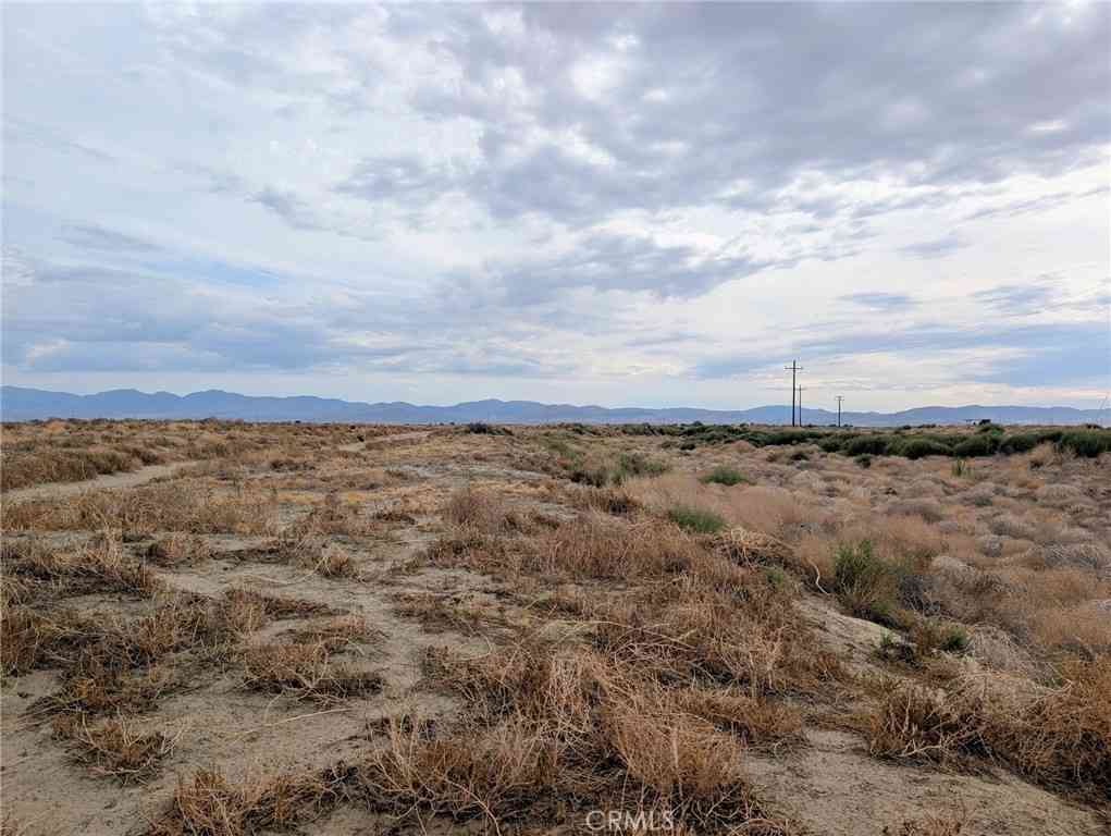 Vacant Land For Sale - Vic 60th St E & Avenue I6<br/> Lancaster, CA 93535