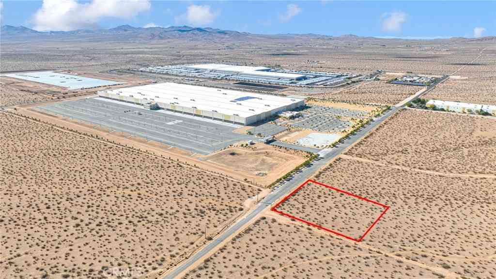 Vacant Land For Sale - Navajo<br/> Apple Valley, CA 92307