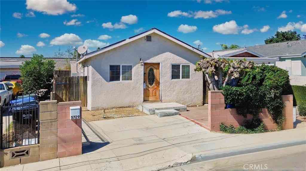 Homes For Sale - 5729 Juarez<br/> Whittier, CA 90606