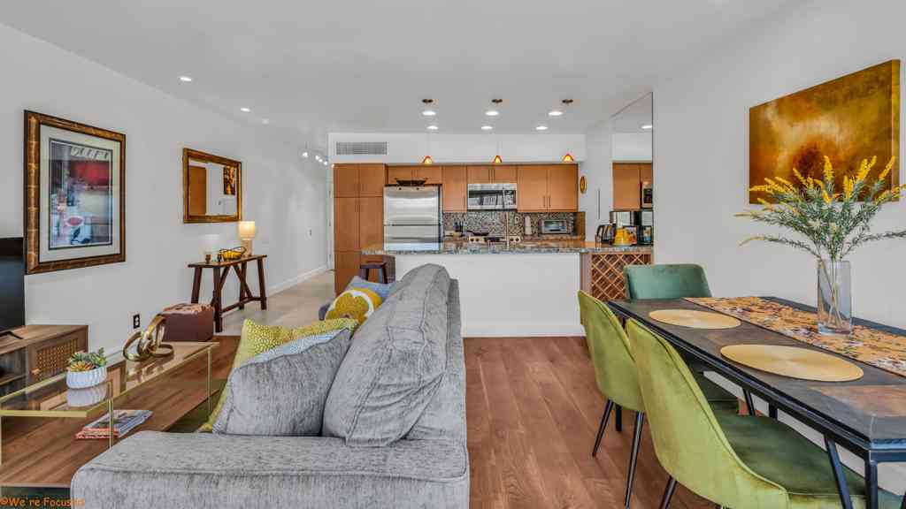 Condo For Rent - 1655 E Palm Canyon Drive #202<br/> Palm Springs, CA 92264