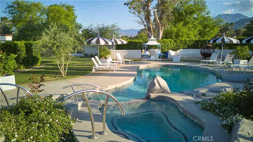 Homes For Sale - 80220 Avenue 50<br/> Indio, CA 92201