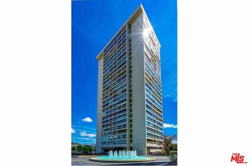 Condo For Sale - 2220 Avenue Of The Stars #2004W<br/> Los Angeles, CA 90067