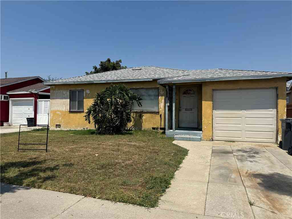 Homes For Sale - 917 W 130th<br/> Compton, CA 90222