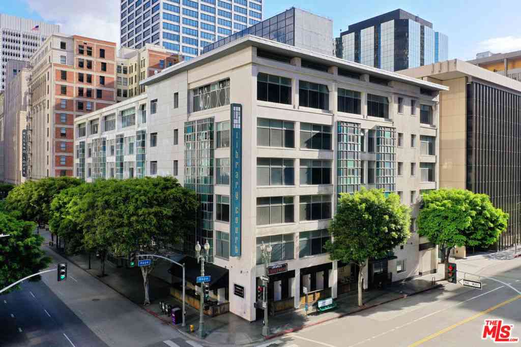 Condo For Sale - 630 W 6th Street #303<br/> Los Angeles, CA 90017