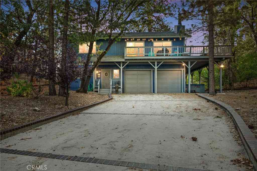 Homes For Sale - 674 Butte Avenue<br/> Big Bear, CA 92314