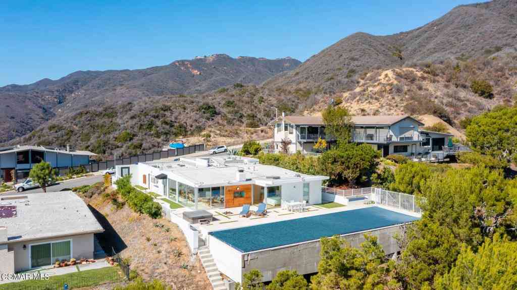 Homes For Rent - 3424 Shoreheights Drive<br/> Malibu, CA 90265