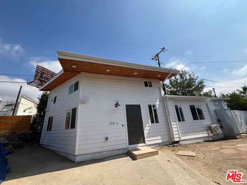 Homes For Rent - 2751 Mary Street #UNIT -A<br/> La Crescenta, CA 91214