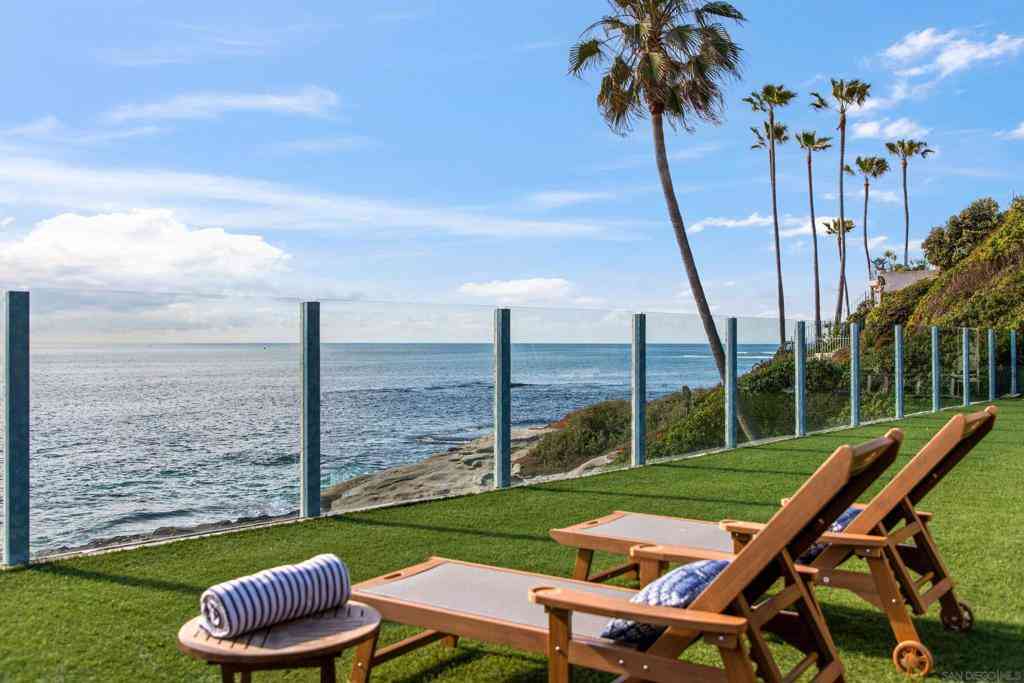 Homes For Rent - 6276 Camino De La Costa #6278<br/> La Jolla, CA 92037