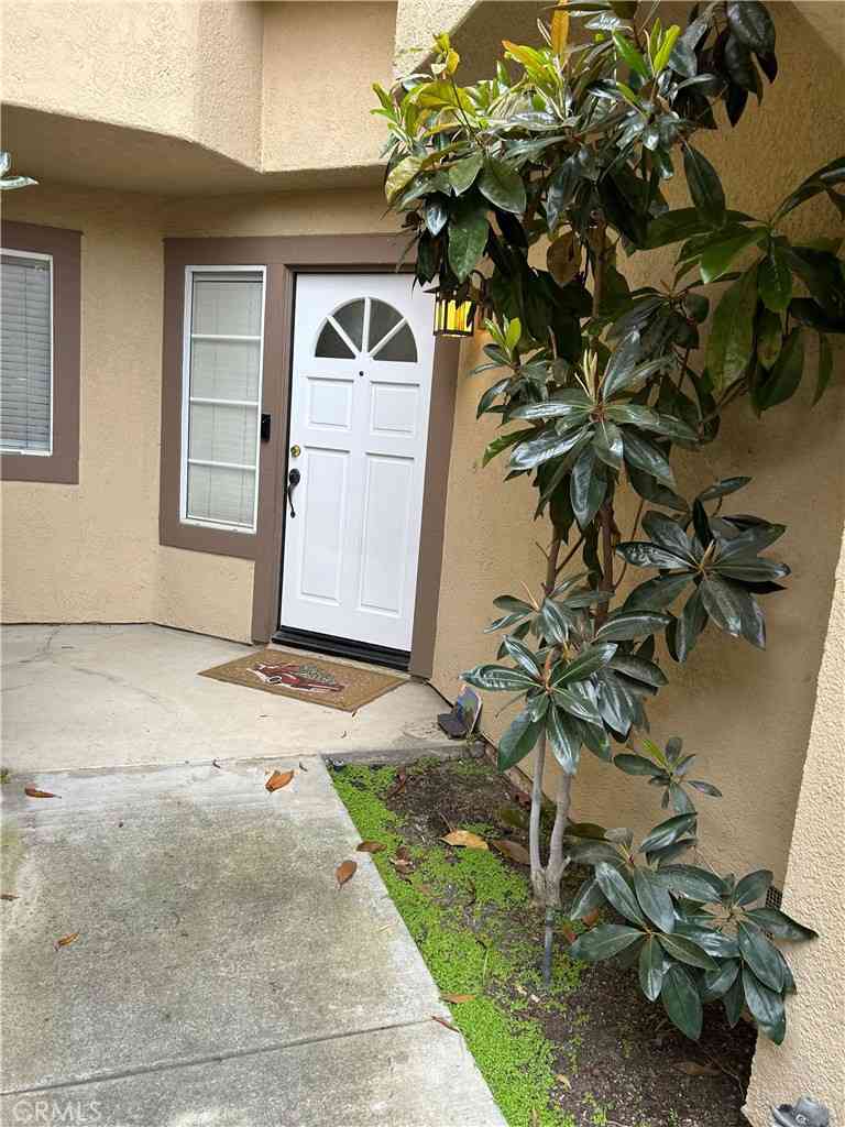 Condo For Sale - 45 Via Abruzzi<br/> Aliso Viejo, CA 92656