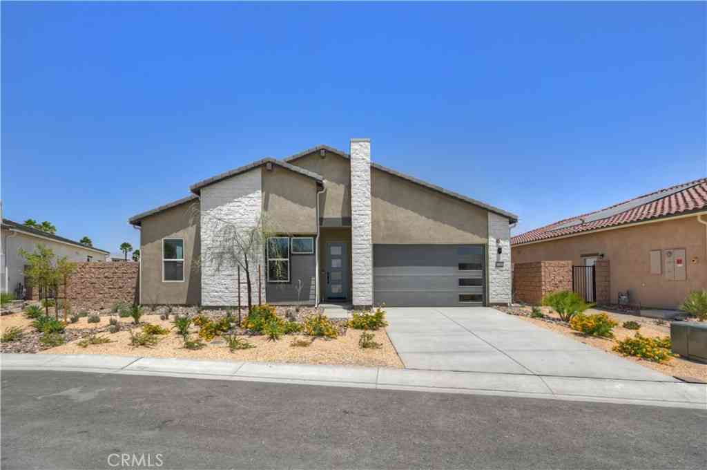 Homes For Sale - 67010 Amethyst Way<br/> Cathedral City, CA 92262