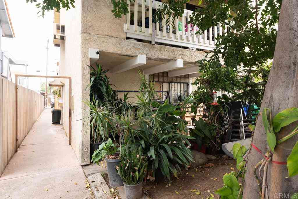 Condo For Sale - 3819 47th Street #6<br/> San Diego, CA 92105