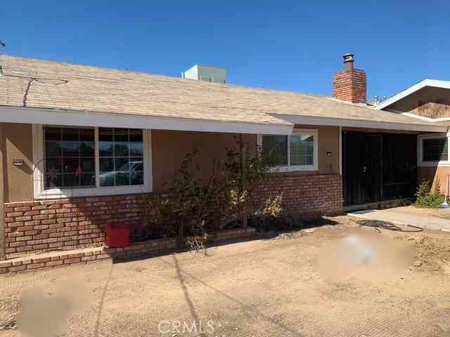 Homes For Sale - 12494 Hickory Avenue<br/> Victorville, CA 92395