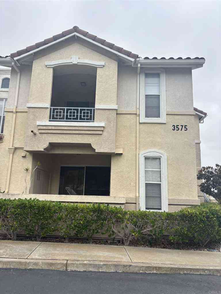 Condo For Rent - 3575 Caminito El Rincon #216<br/> San Diego, CA 92130
