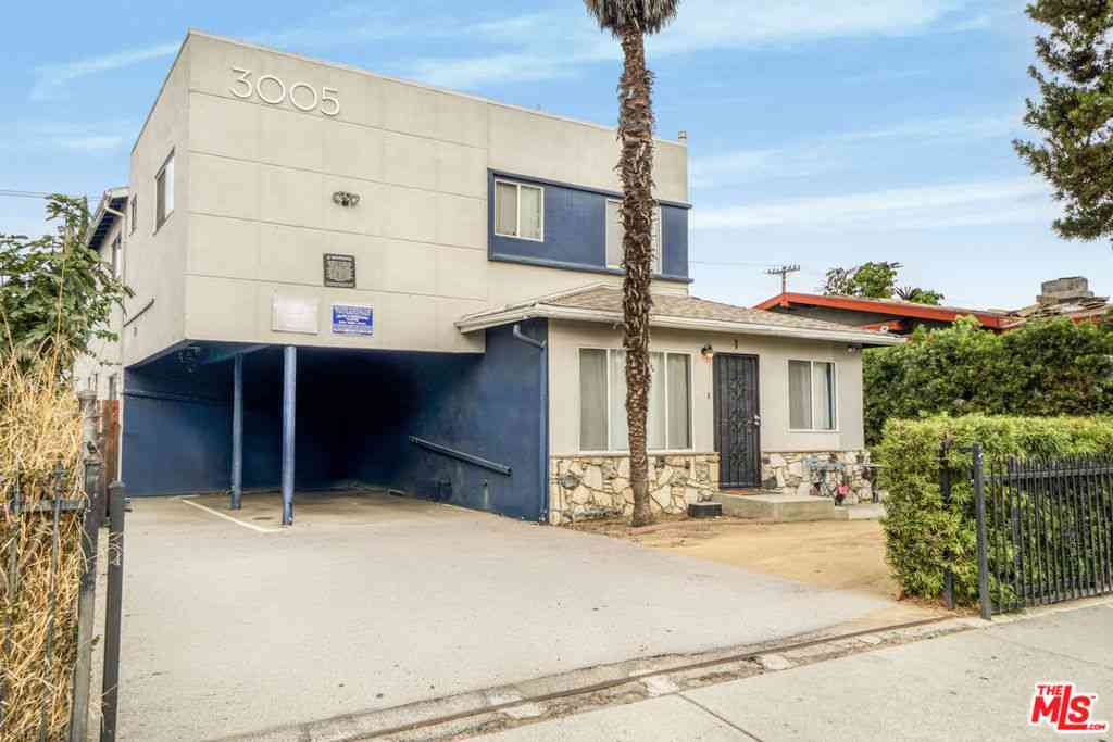 Homes For Sale - 3005 S Normandie Avenue<br/> Los Angeles, CA 90007