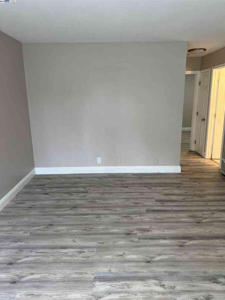 Homes For Rent - 1631 Alcatraz Ave<br/> Berkeley, CA 94703