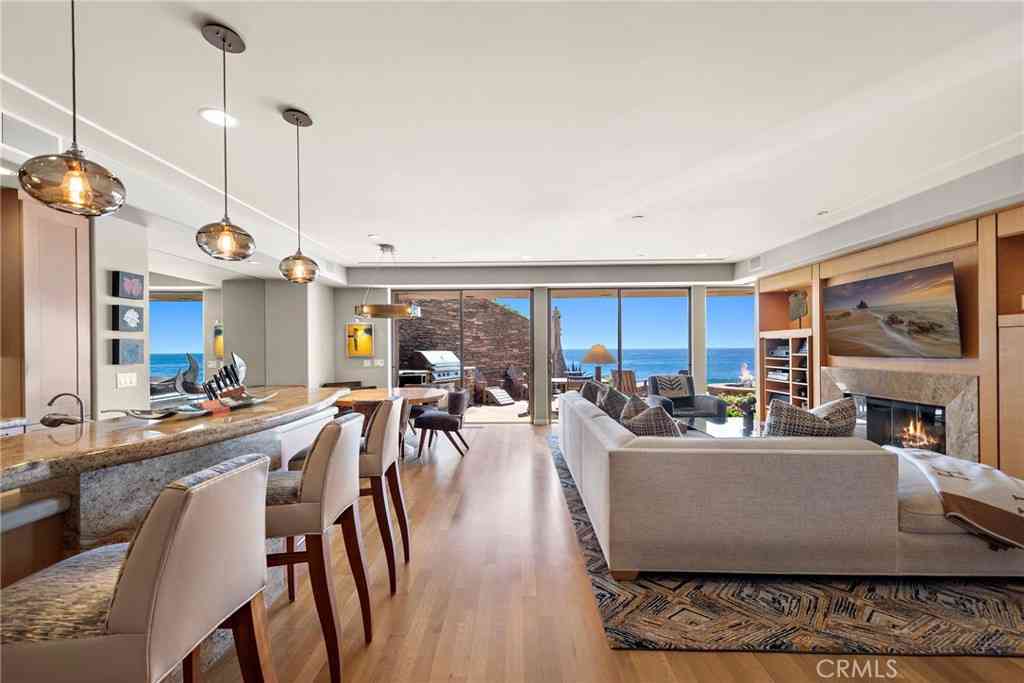 Condo For Rent - 1603 S Coast Hwy #F<br/> Laguna Beach, CA 92651