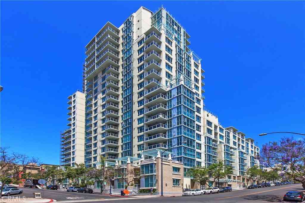 Condo For Sale - 850 Beech Street #711<br/> San Diego, CA 92101