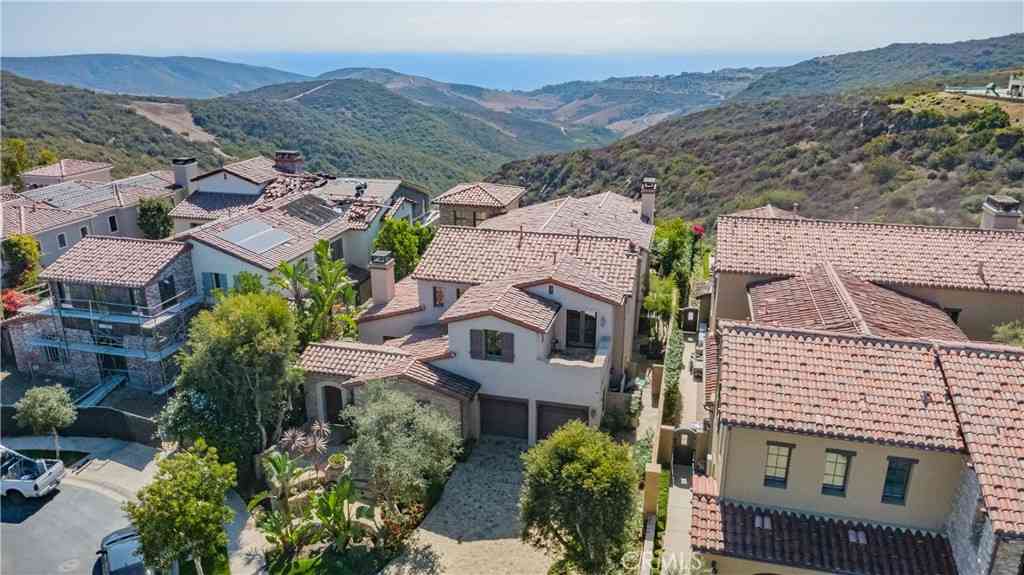 Homes For Rent - 4 Star Catcher<br/> Newport Coast, CA 92657