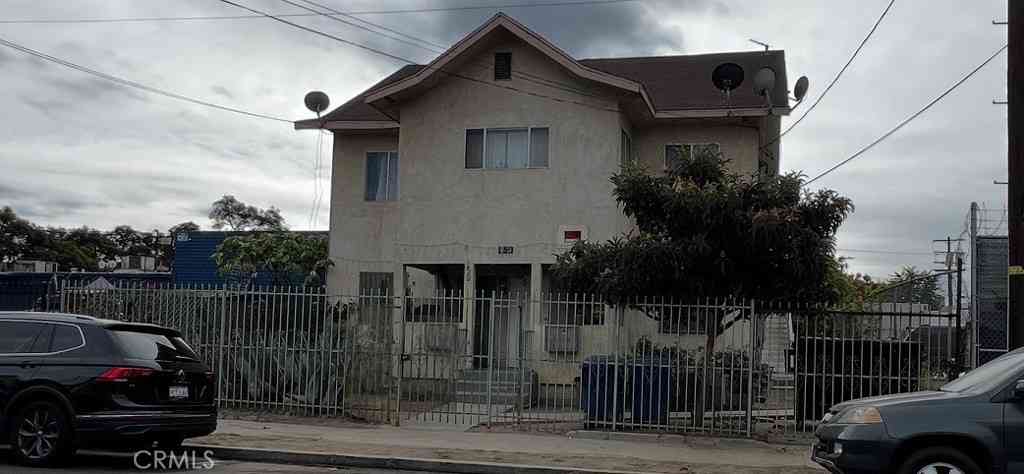 Condo For Sale - 150 W 33rd Street<br/> Los Angeles, CA 90007