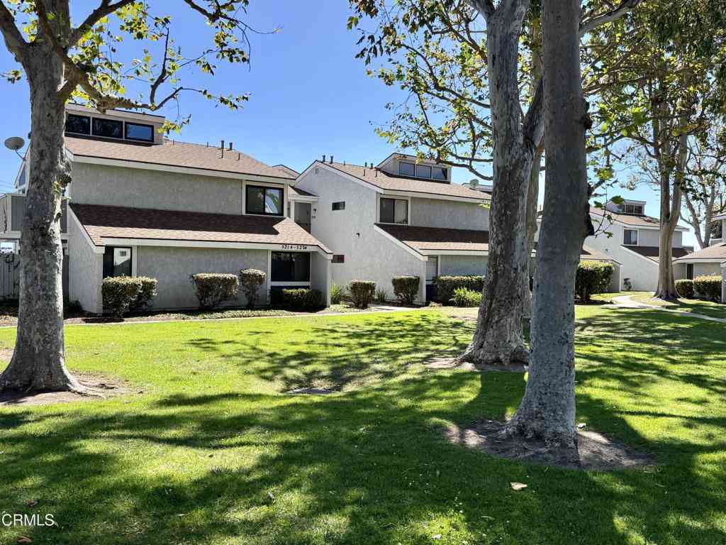 Condo For Sale - 5222 Longfellow Way<br/> Ventura County, Oxnard, CA 93033