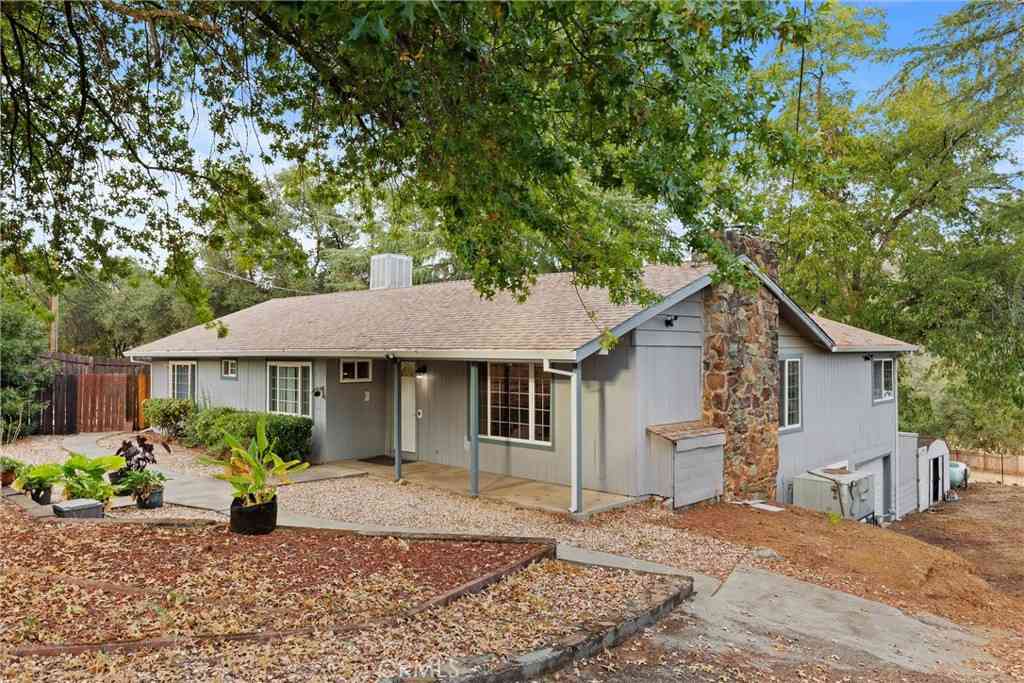 Homes For Sale - 145 La Mirada Avenue<br/> Oroville, CA 95966
