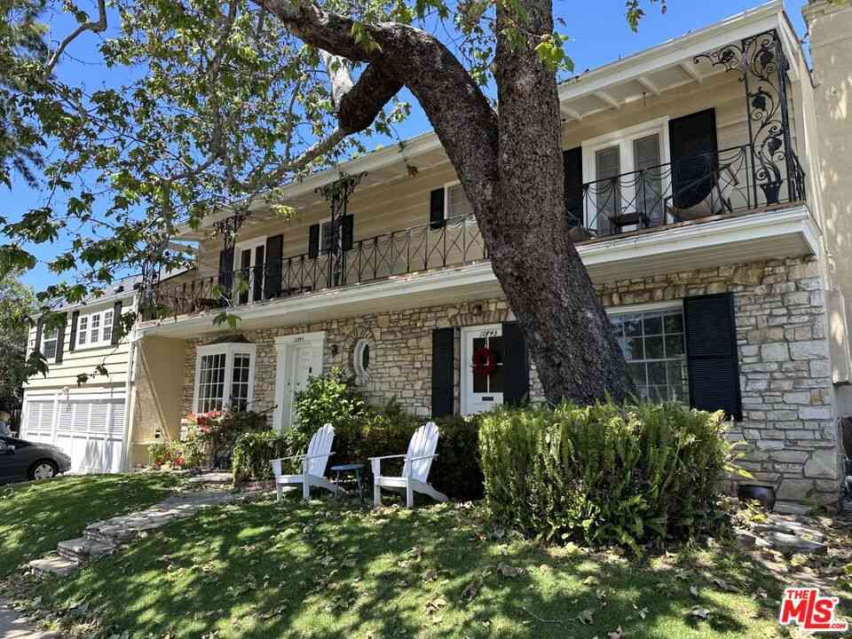 Homes For Sale - 10745 Ohio Avenue<br/> Los Angeles, CA 90024