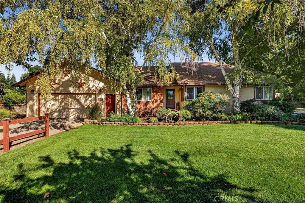 Homes For Sale - 24 Roseanna Court<br/> Chico, CA 95973