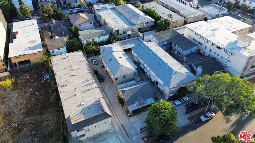 Homes For Sale - 5828 Lexington Avenue<br/> Los Angeles, CA 90038