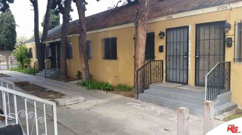 Homes For Sale - 8504 S San Pedro Street<br/> Los Angeles, CA 90003