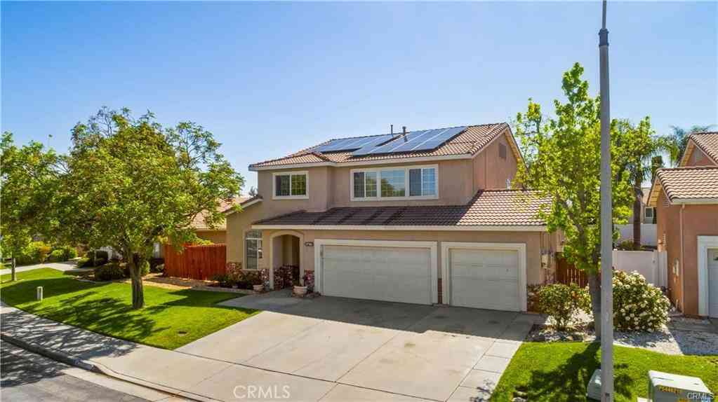 Homes For Sale - 37168 Santa Rosa Glen<br/> Murrieta, CA 92562