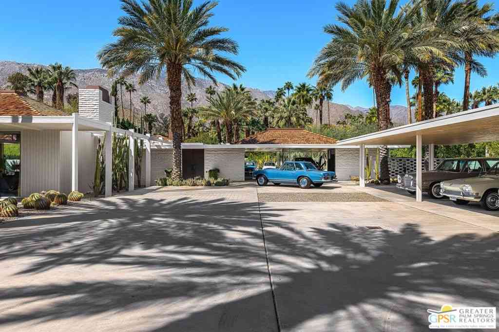 Homes For Sale - 611 N Phillips Road<br/> Palm Springs, CA 92262