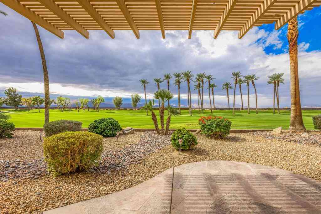 Homes For Sale - 35193 Rosemont Drive<br/> Palm Desert, CA 92211