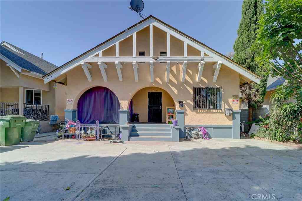 Multifamily For Sale - 834 E 33rd Street<br/> Los Angeles, CA 90011