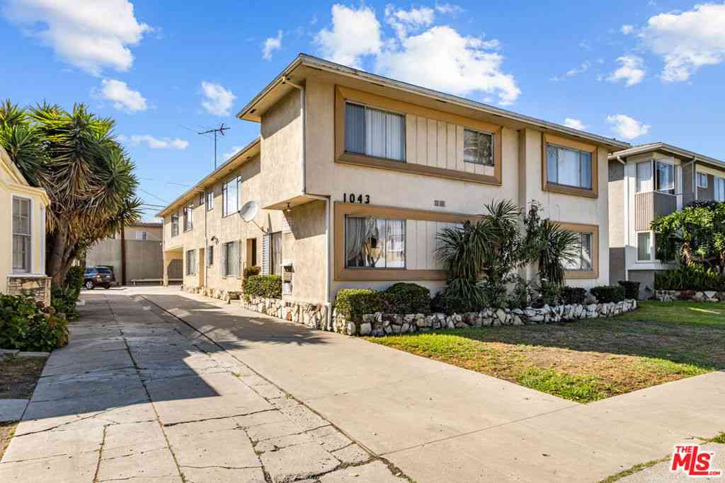 Homes For Sale - 1043 S Holt Avenue<br/> Los Angeles, CA 90035