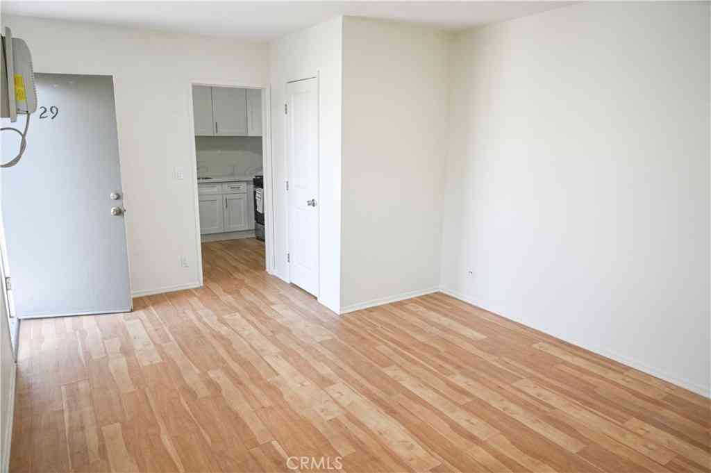 Condo For Rent - 7745 Laurel Canyon Boulevard #29<br/> North Hollywood, CA 91605