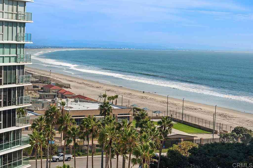 Condo For Rent - 1810 Avenida Del Mundo #901<br/> Coronado, CA 92118
