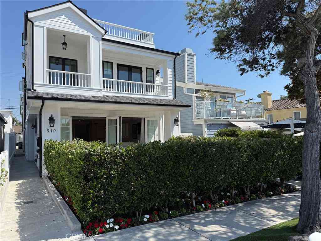 Condo For Rent - 512 Jasmine Avenue<br/> Corona Del Mar, CA 92625