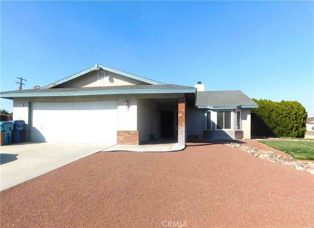 Homes For Sale - 9957 Susan<br/> California City, CA 93505