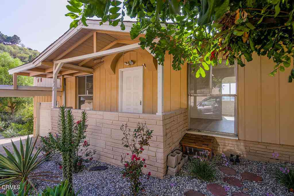 Homes For Sale - 3933 Berenice Place<br/> Los Angeles, CA 90031