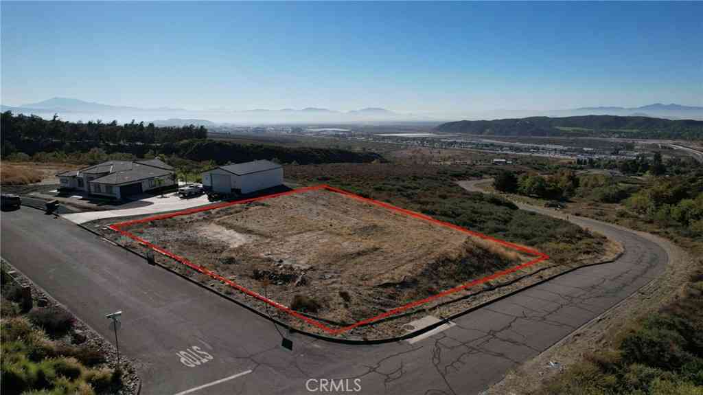 Vacant Land For Sale - 18611 Deercrest Estates<br/> Devore, CA 92407