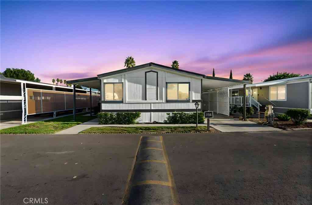 Mobile Home For Sale - 21100 State Street #216A<br/> San Jacinto, CA 92583