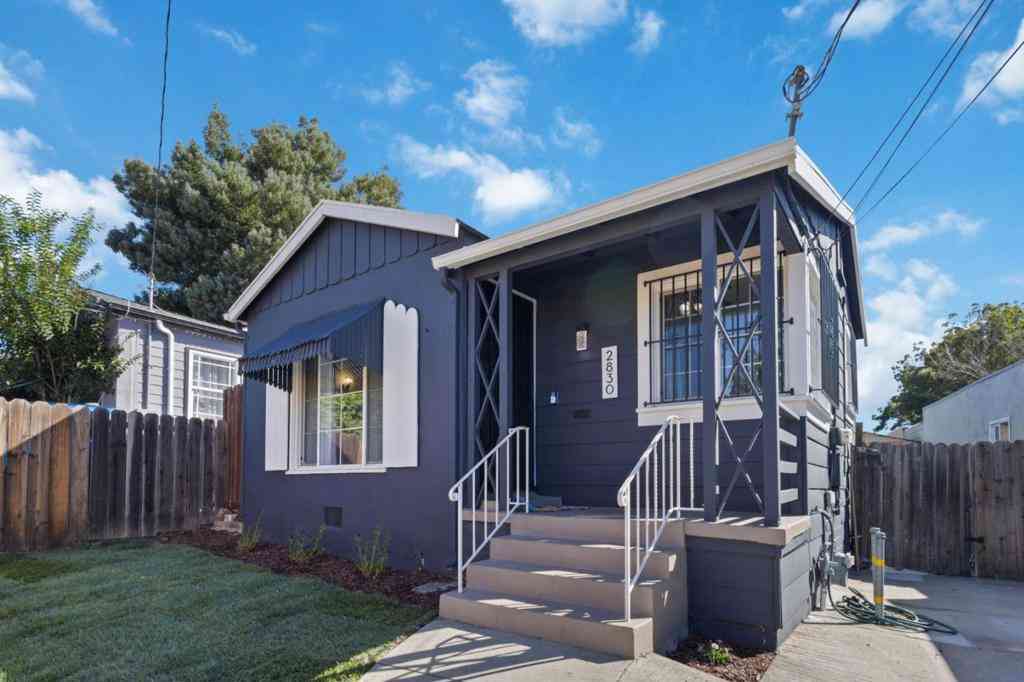 Homes For Sale - 2830 69th Avenue<br/> Oakland, CA 94605