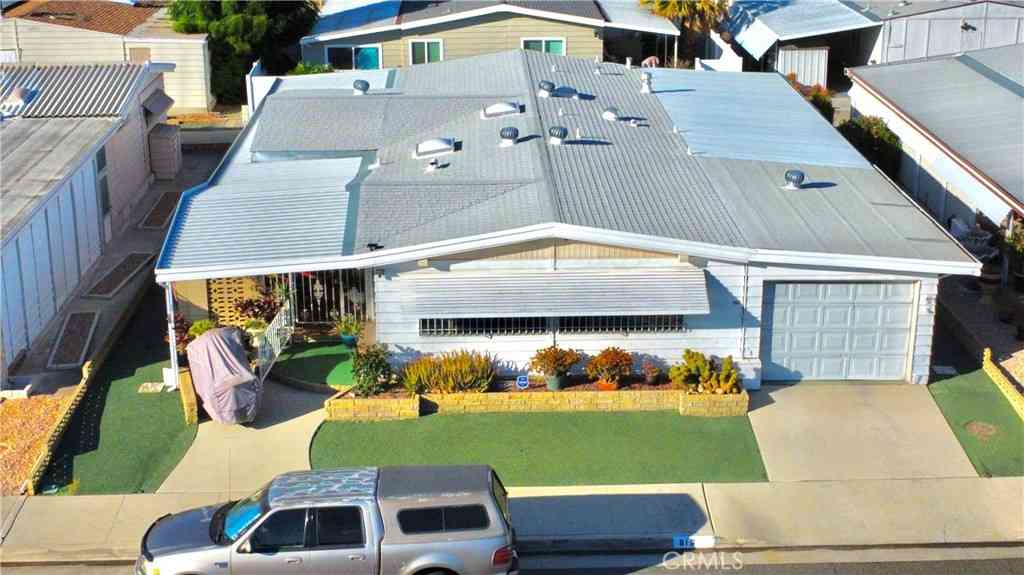 Mobile Home For Sale - 816 San Marcos Drive<br/> Hemet, CA 92543