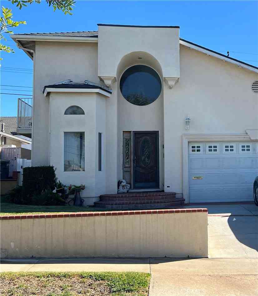 Homes For Sale - 19306 Harlan Ave<br/> Carson, CA 90746