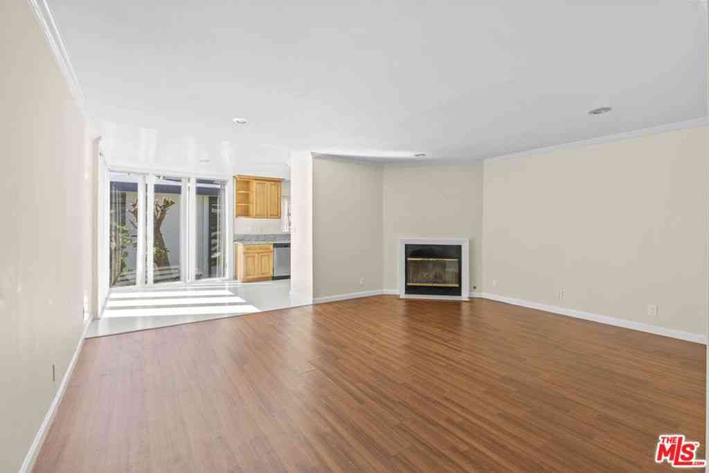 Condo For Rent - 1233 Barry Avenue #208<br/> Los Angeles, CA 90025