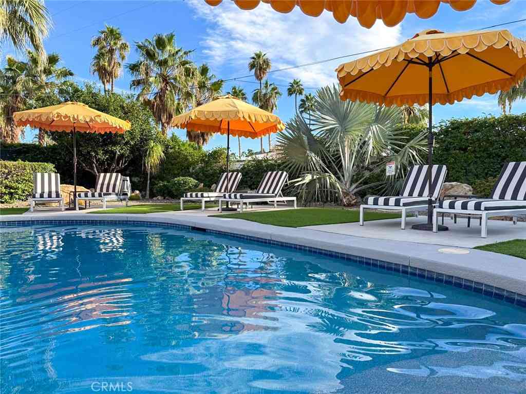 Homes For Rent - 1057 E Marshall Way<br/> Palm Springs, CA 92262