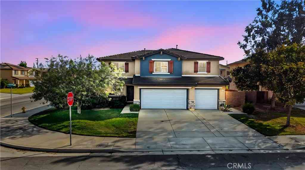 Homes For Sale - 9406 Kentfield Court<br/> Riverside, CA 92508