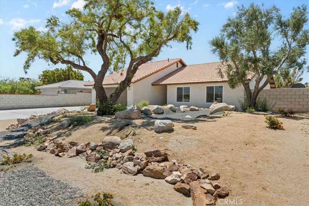Homes For Sale - 67305 Verona Road<br/> Riverside County, Cathedral City, CA 92234