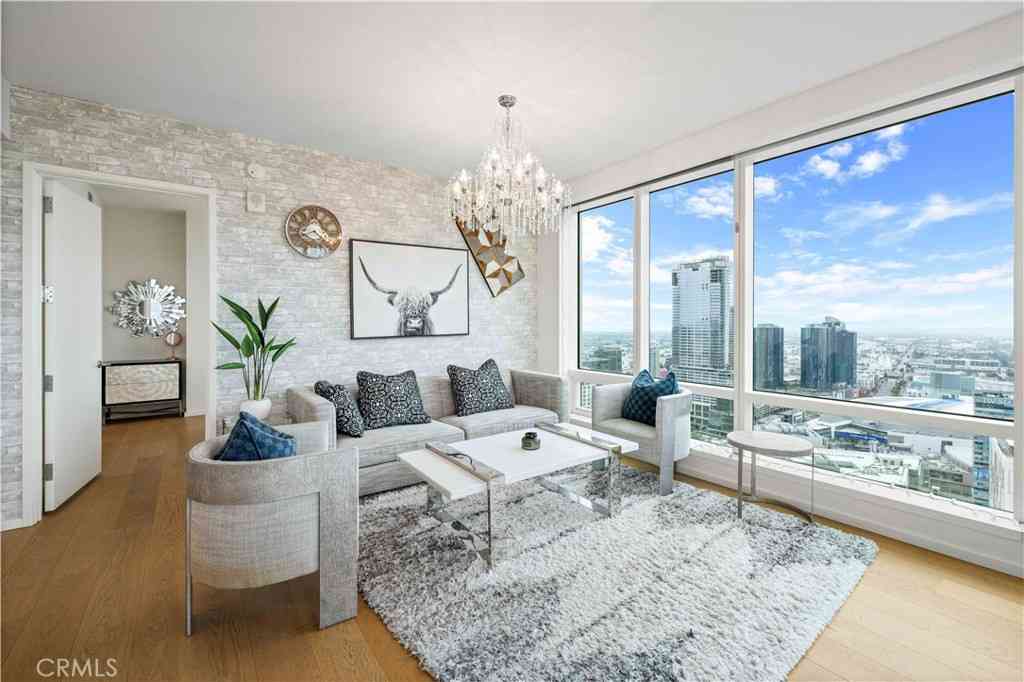 Condo For Rent - 877 Francisco St #4111<br/> Los Angeles, CA 90017